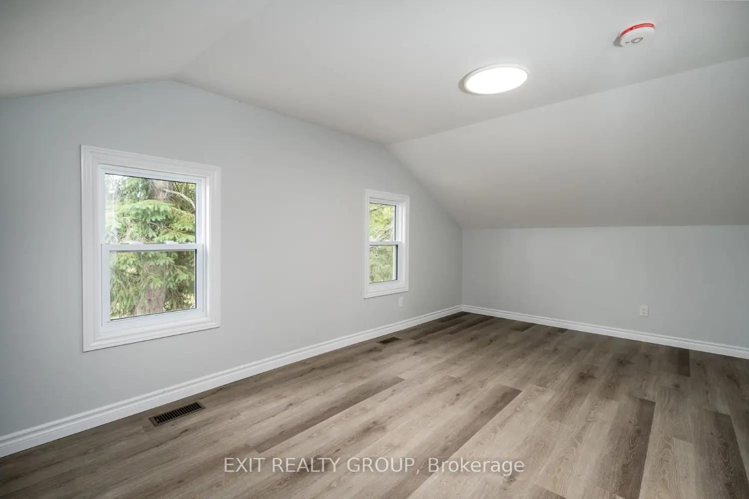 Additional image 9 of 169 East Hungerford Road