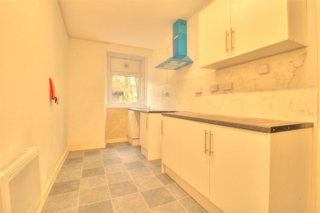 Additional image 3 of 1 bed flat to rentOffice Street, Porth CF39