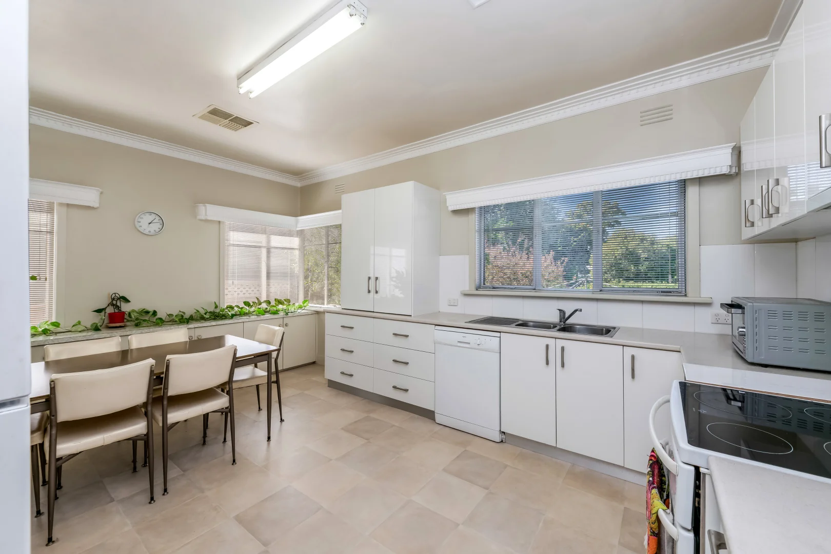 Additional image 11 of 84 Haverfield Street, Echuca VIC 3564