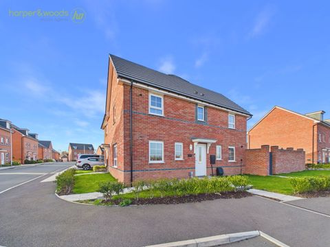 Thorn Tree Drive, Thornton L23