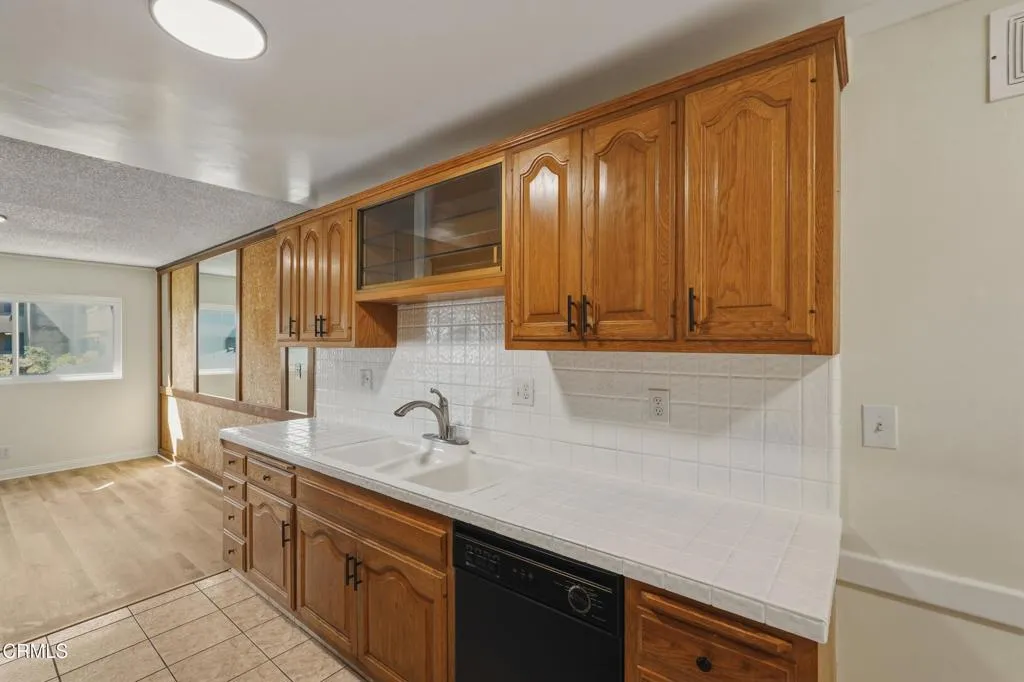 Additional image 45 of 320 E Stocker Street Unit 205, Glendale, CA 91207