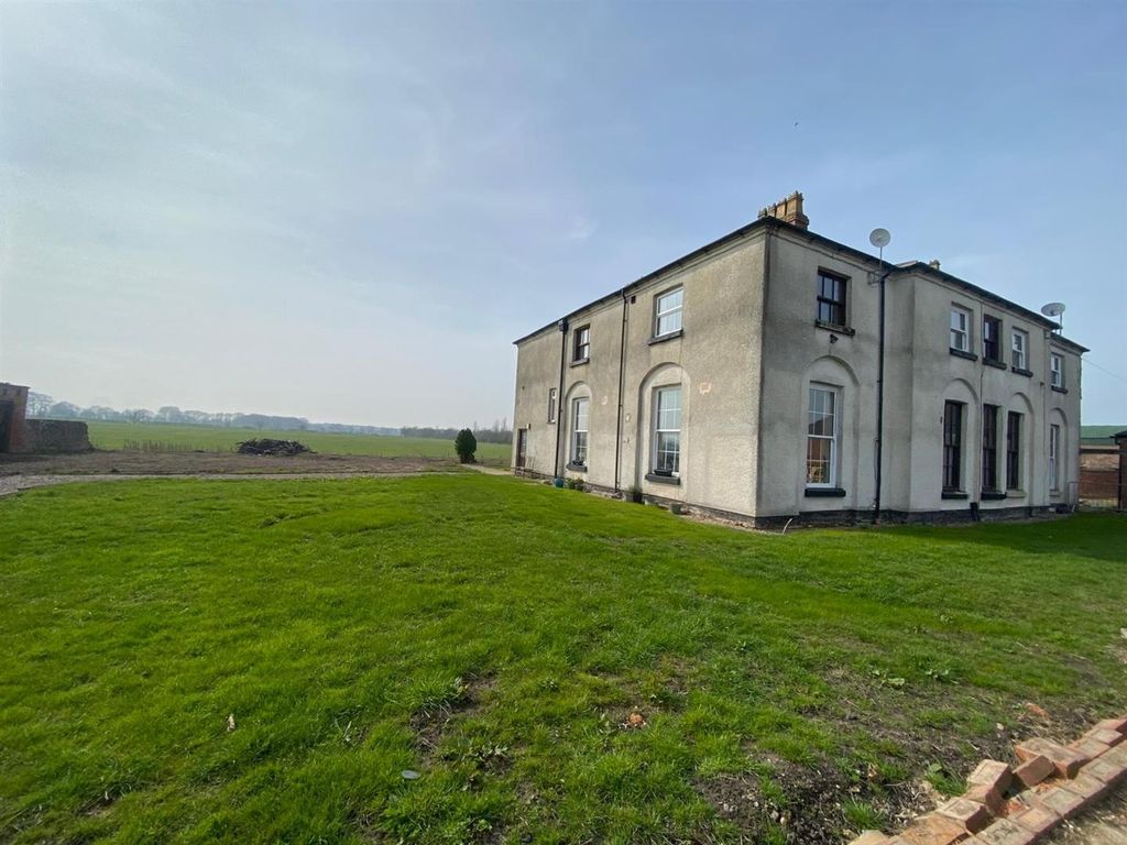 2 bed flat to rentShawbury Park, Shrewsbury SY4