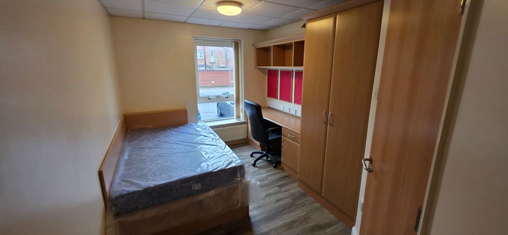 Additional image 8 of 6 bed flat to rentRanelagh Terrace, Leamington Spa CV31