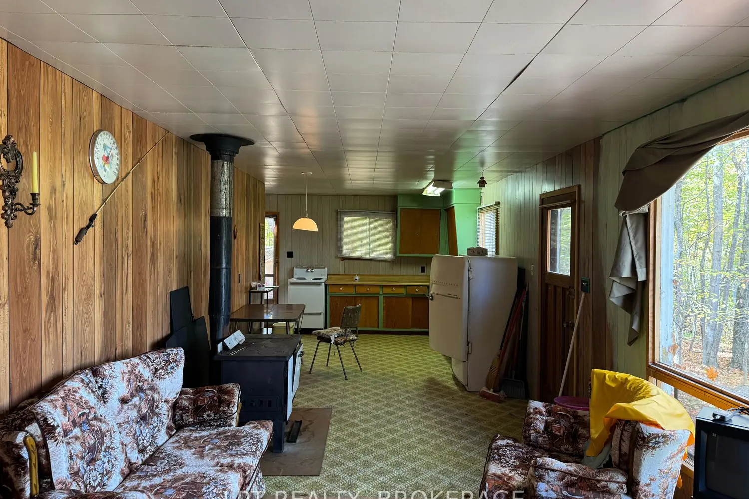 Additional image 8 of 500 Yvon Lane
