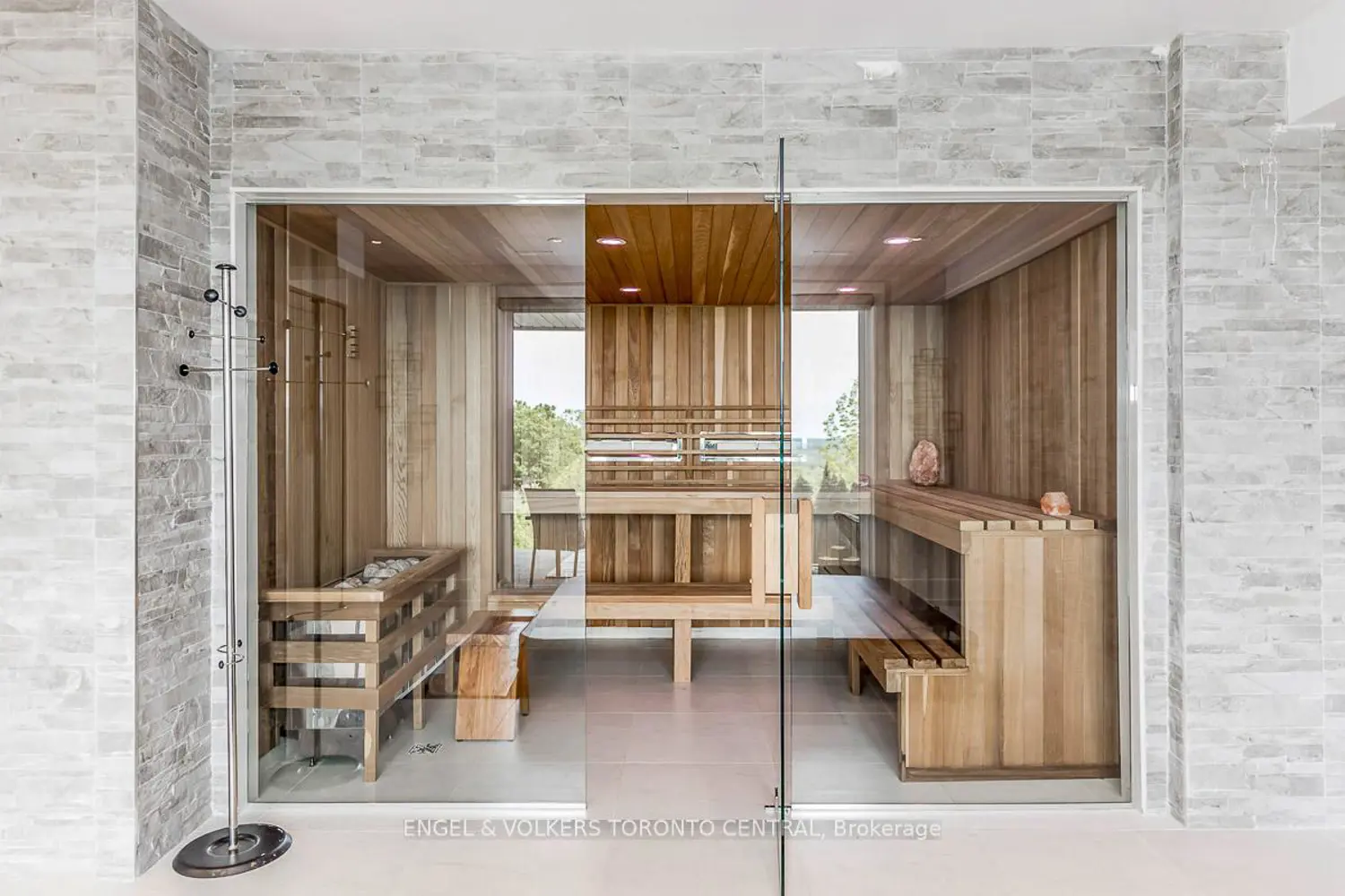 Additional image 16 of 16 Valleycrest Drive