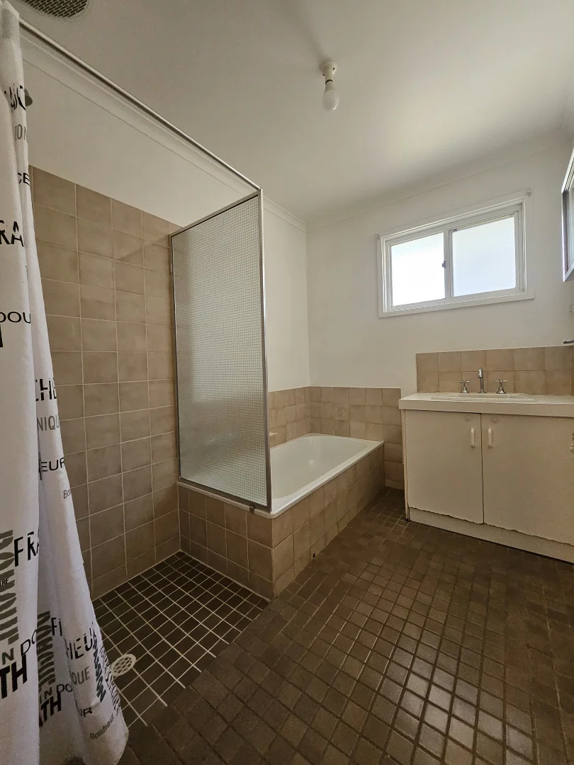 Additional image 10 of 4 Phibbs Court, Roxby Downs SA 5725