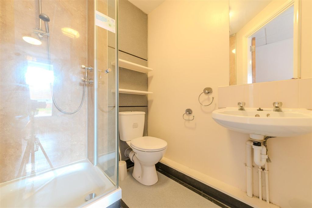 Additional image 11 of 7 bed property to rentRanelagh Terrace, Leamington Spa CV31