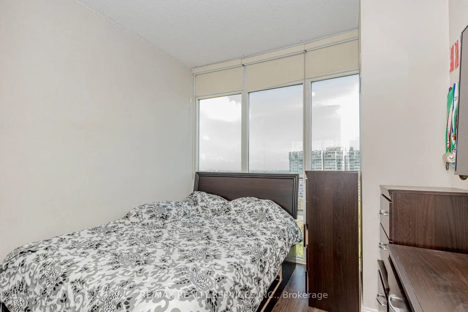 Additional image 14 of 90 Absolute Avenue 1203