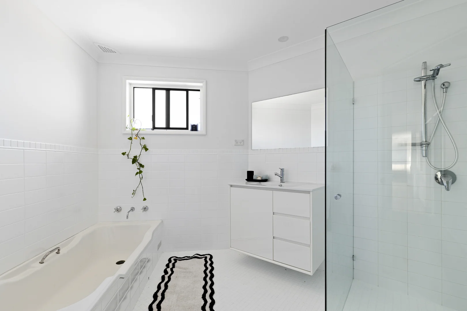 Additional image 16 of 8 Lara Place, Frenchs Forest NSW 2086