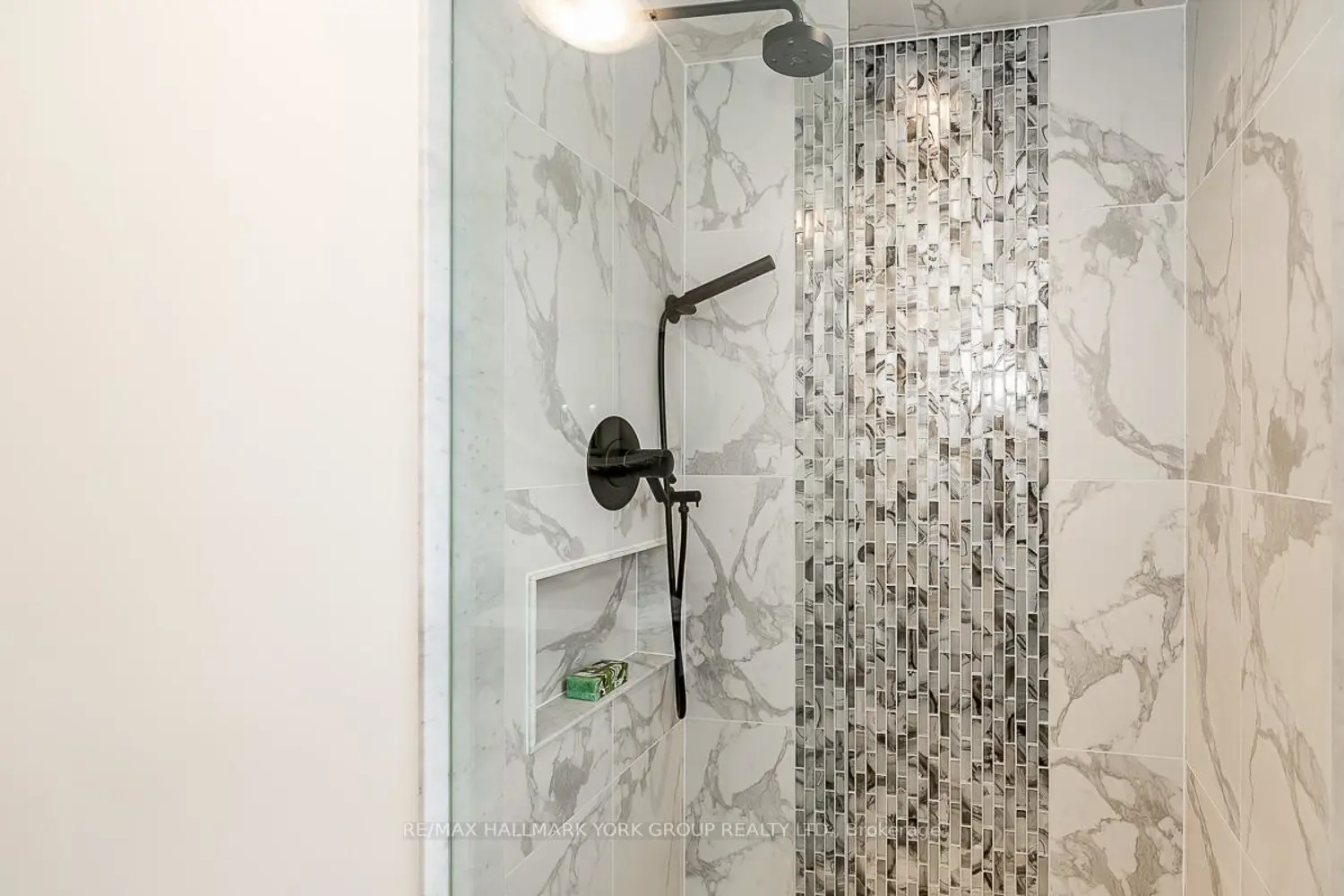 Additional image 11 of 78 Wells Street