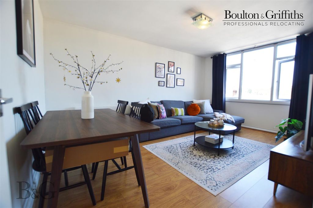 Additional image 4 of 2 bed flat to rentRowan House, Bridge Street, Penarth CF64