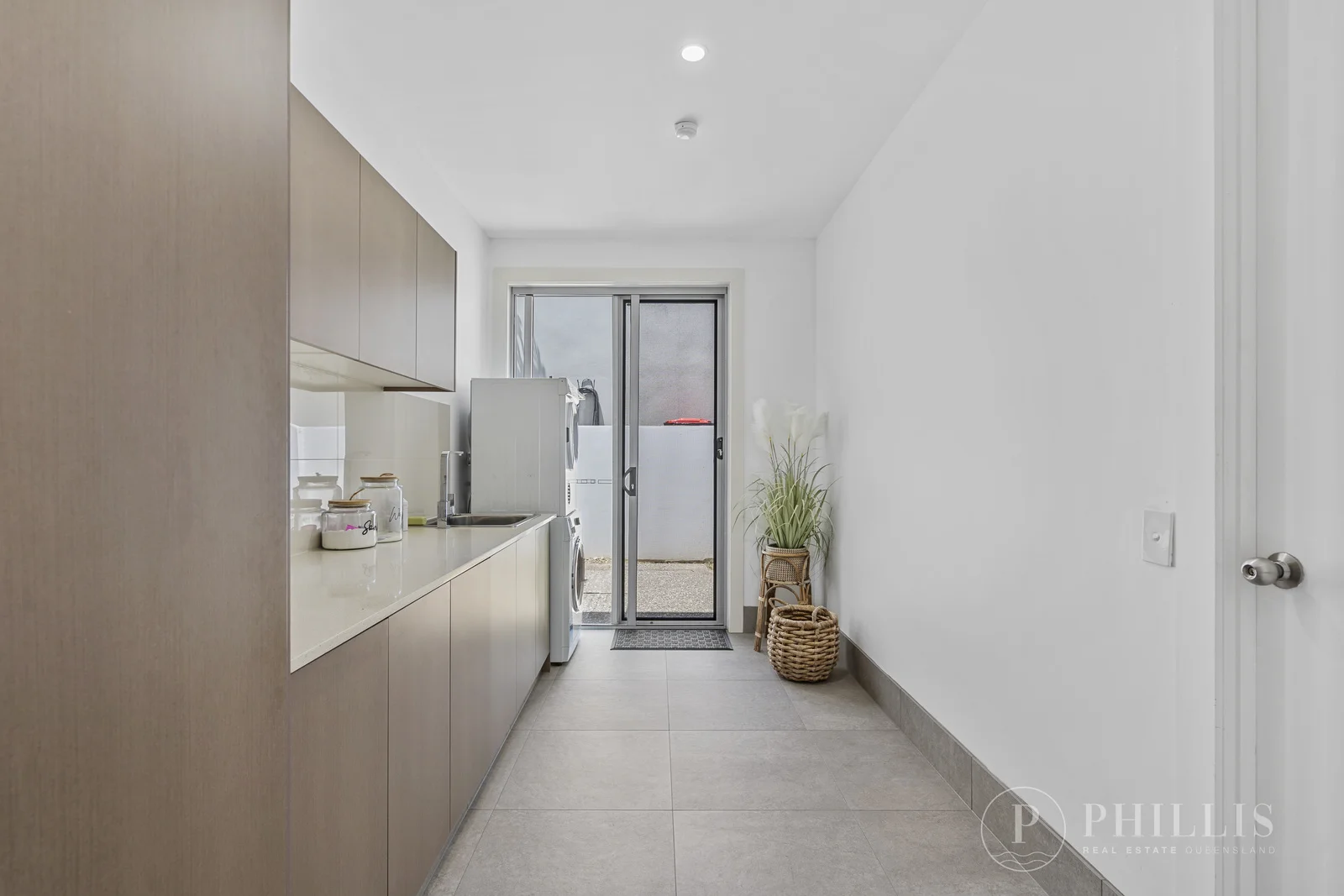 Additional image 22 of 3022 Hillside Walk, Sanctuary Cove QLD 4212