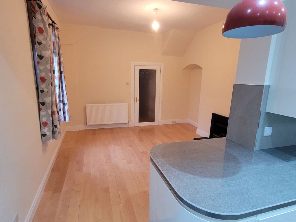 Additional image 5 of 3 bed semi-detached house to rentGartcows Road, Falkirk FK1