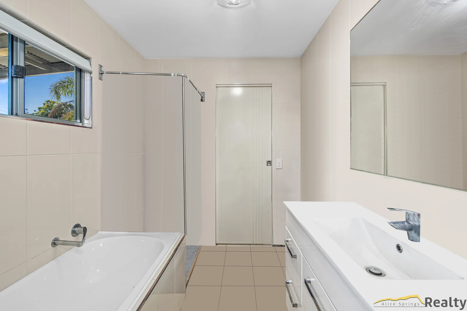 Additional image 17 of 2/8 Clarke Street, Araluen NT 0870