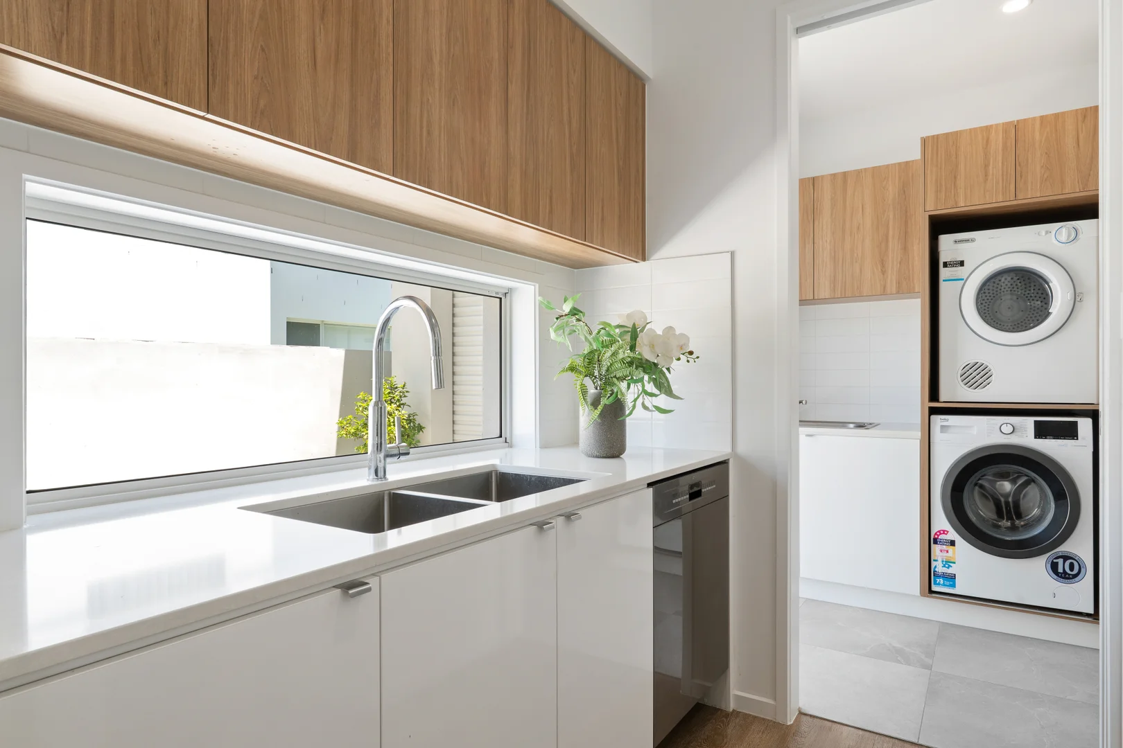 Additional image 6 of 71 Lake Serenity Boulevard, Helensvale QLD 4212