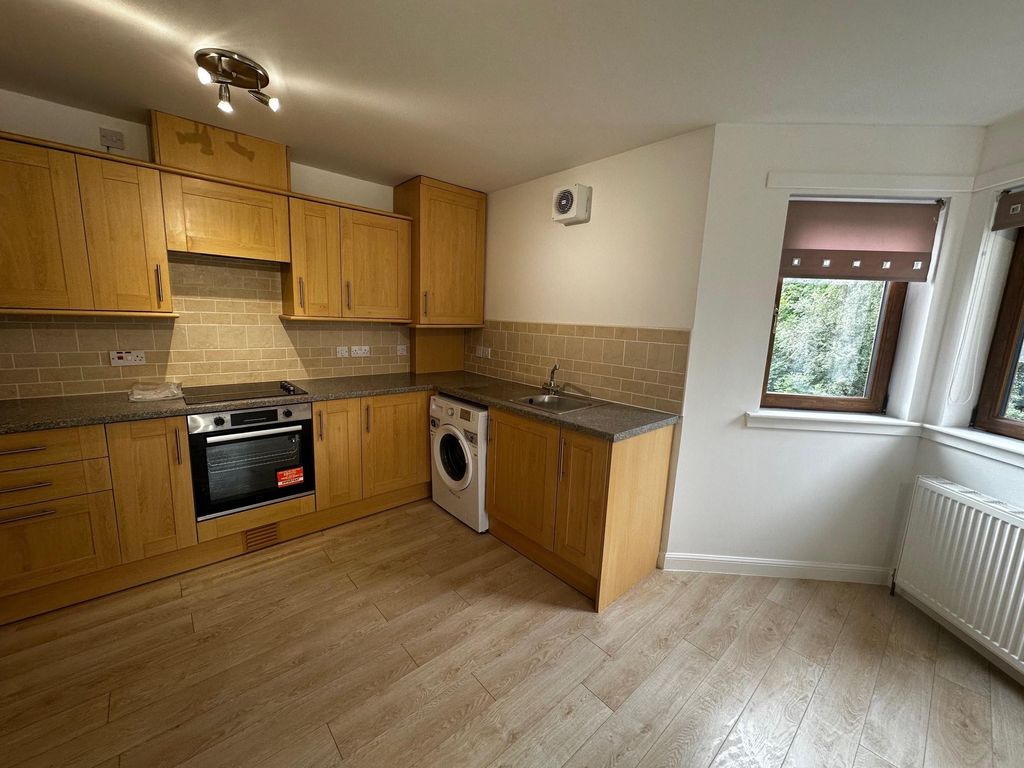 Additional image 7 of 2 bed flat to rent37, Lochside Road, Forfar DD8