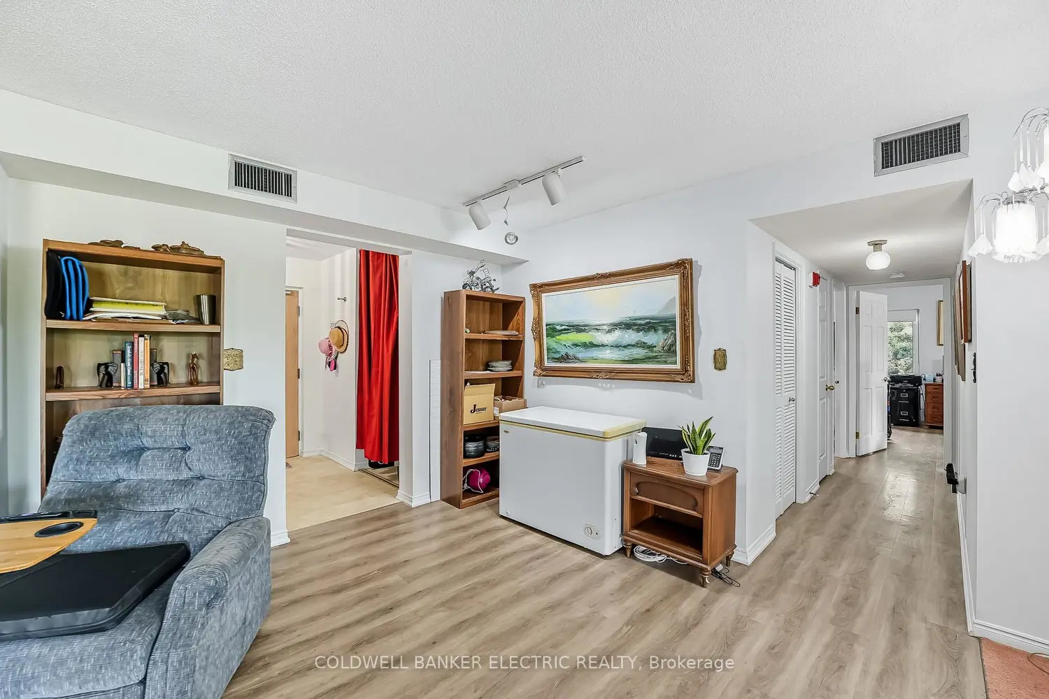 Additional image 14 of 1 Heritage Way 301