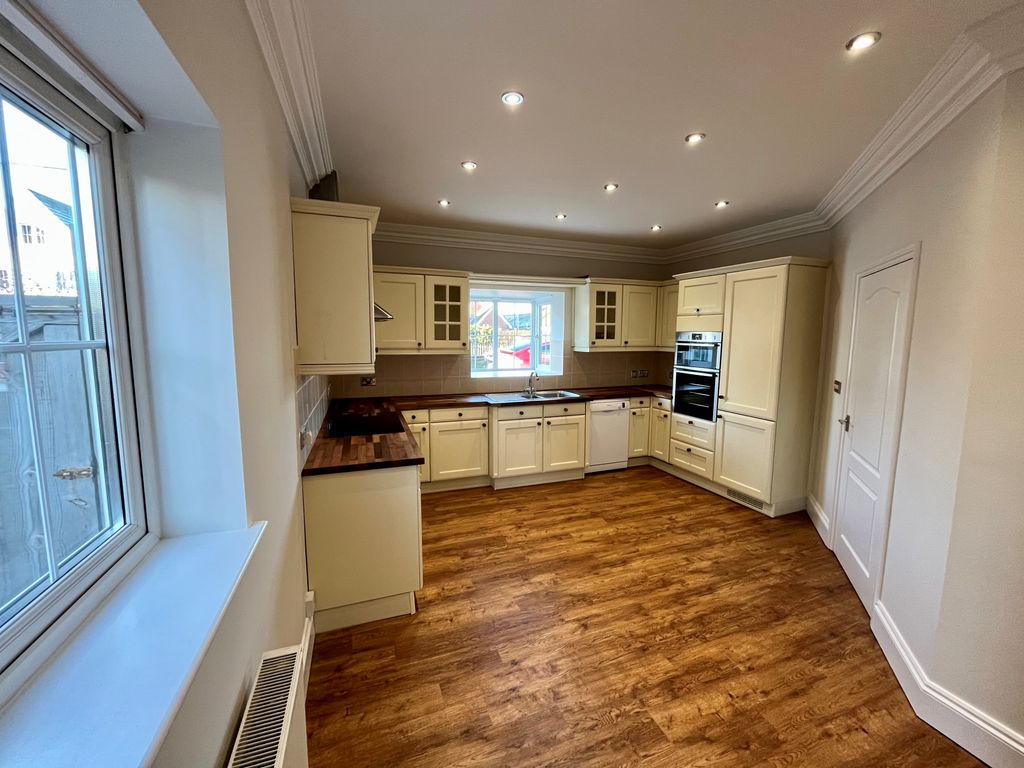 Additional image 4 of 4 bed detached house to rentAspal Lane, Beck Row IP28