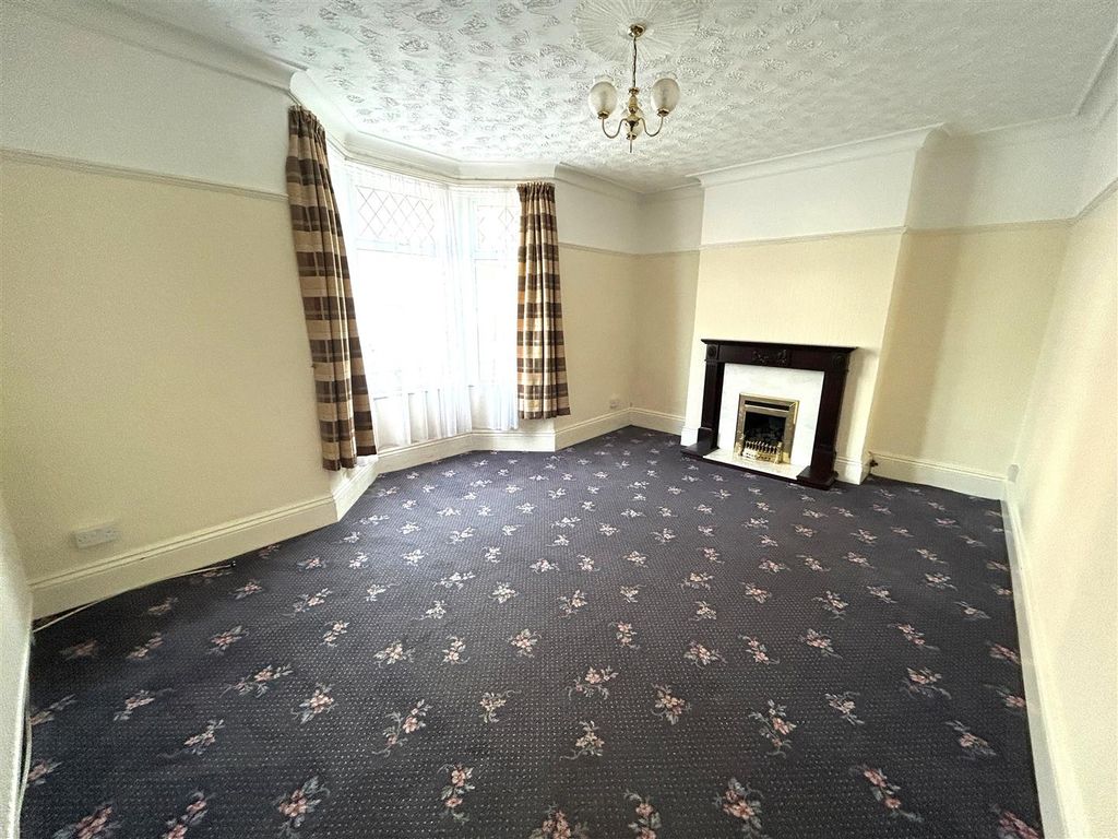 Additional image 4 of 4 bed end terrace house to rentGolf Road, New Inn, Pontypool NP4