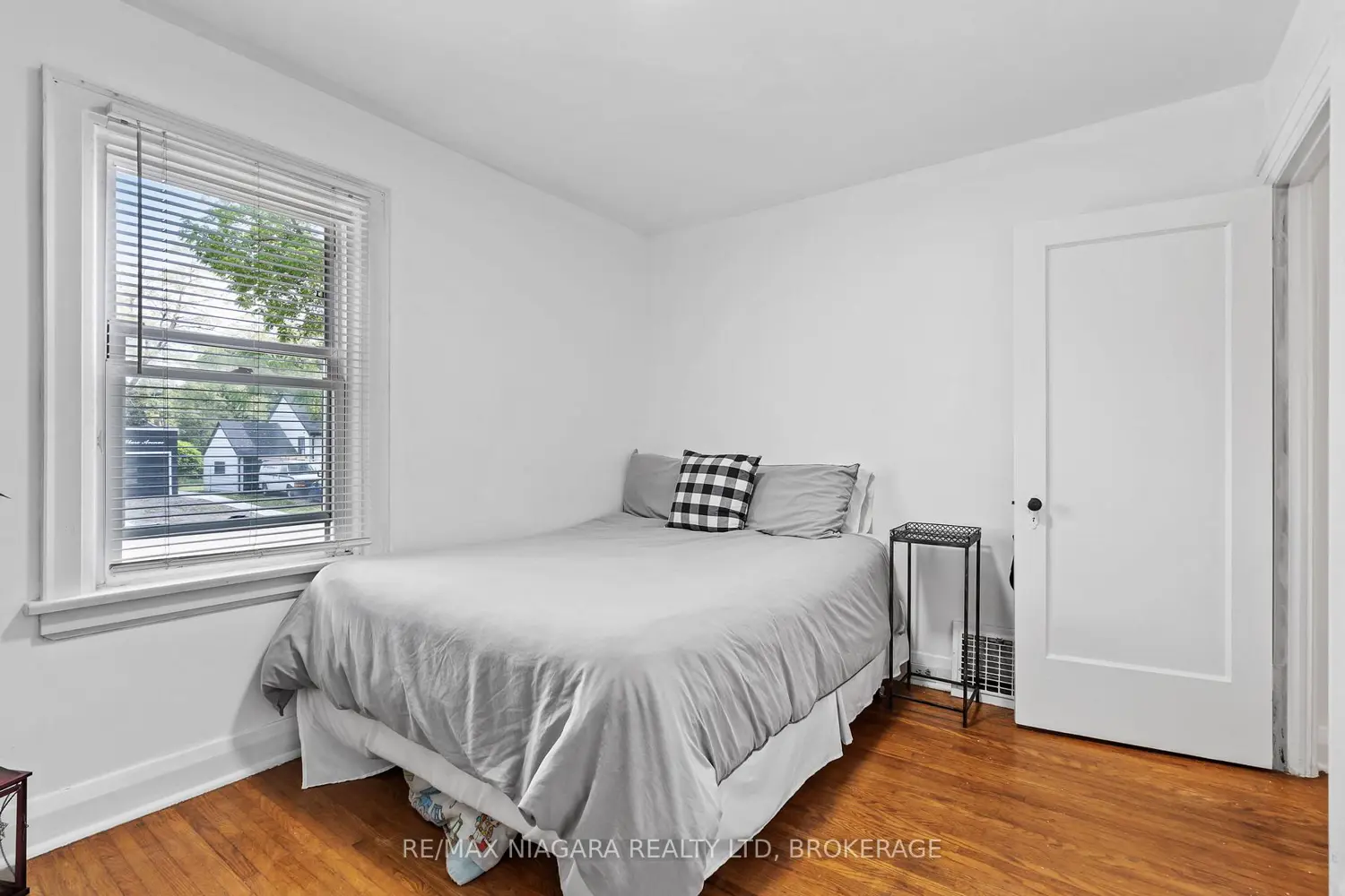 Additional image 6 of 94 Clare Avenue