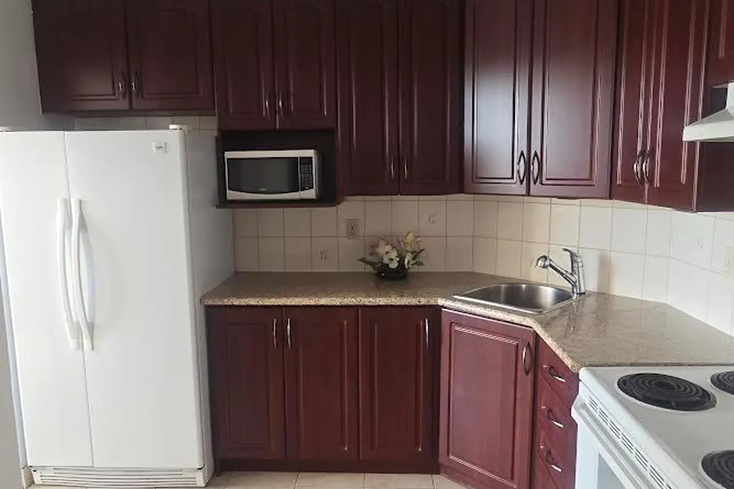 Additional image 8 of 41 Markbrook Lane 201