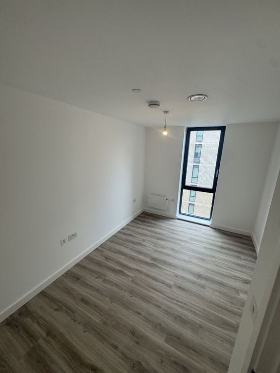 Additional image 4 of 2 bed flat to rentCalibra Court, Kimpton Road, Luton LU2