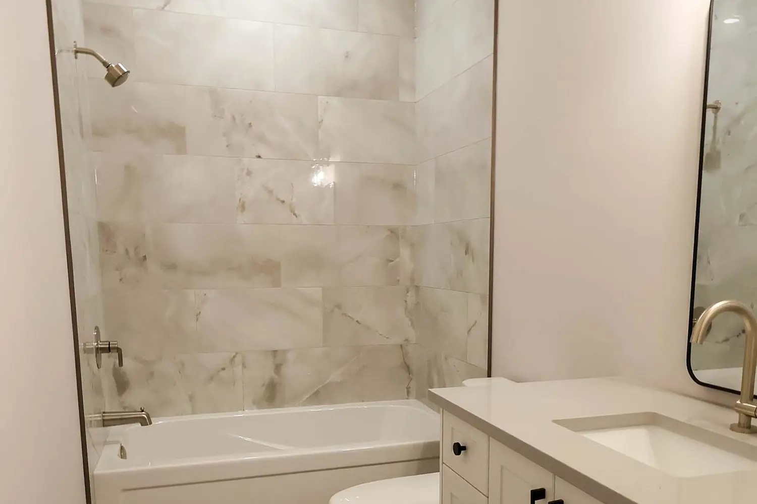 Additional image 4 of 430 Head Street 22