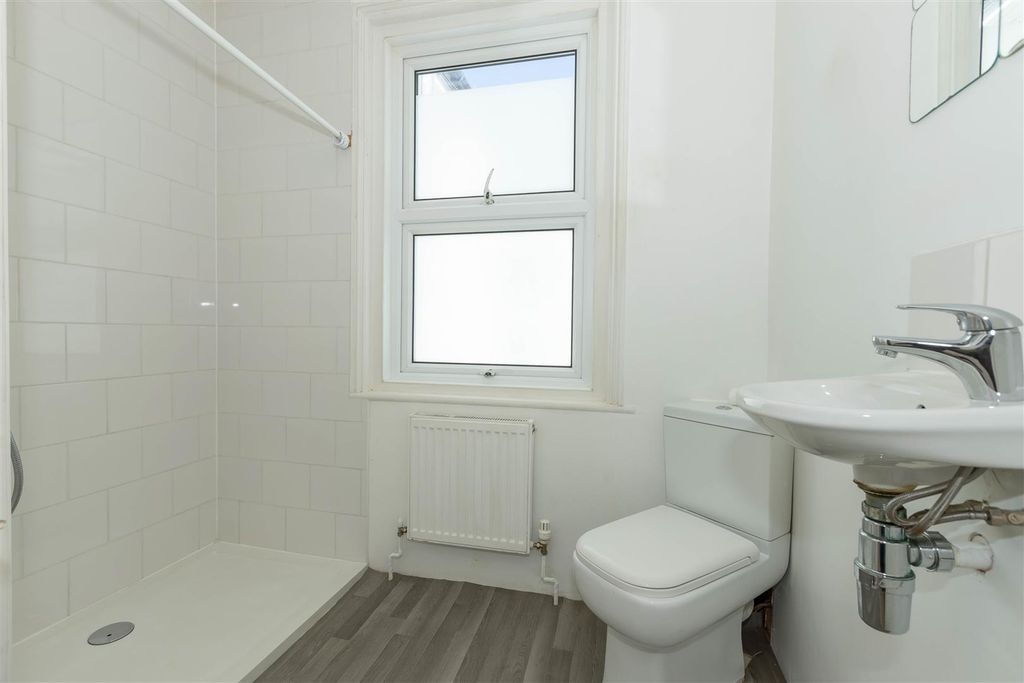 Additional image 6 of 3 bed maisonette to rentWestern Row, Worthing BN11