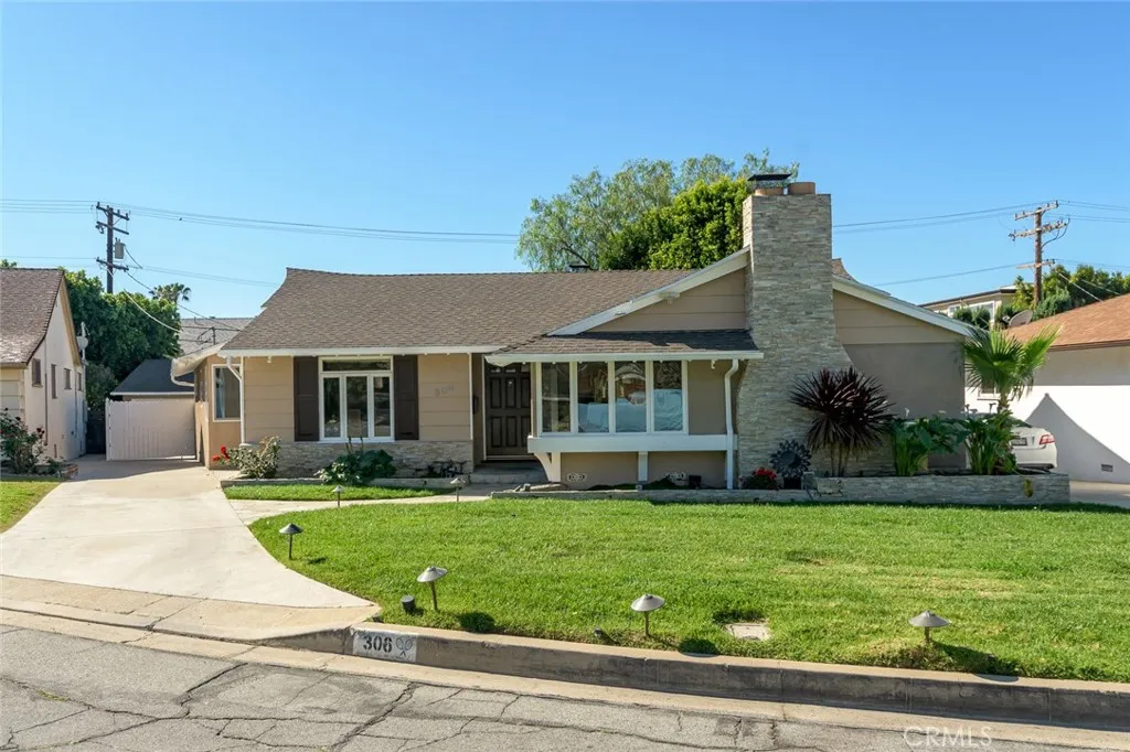 Additional image 75 of 306 Parkwood Drive, Glendale, CA 91202