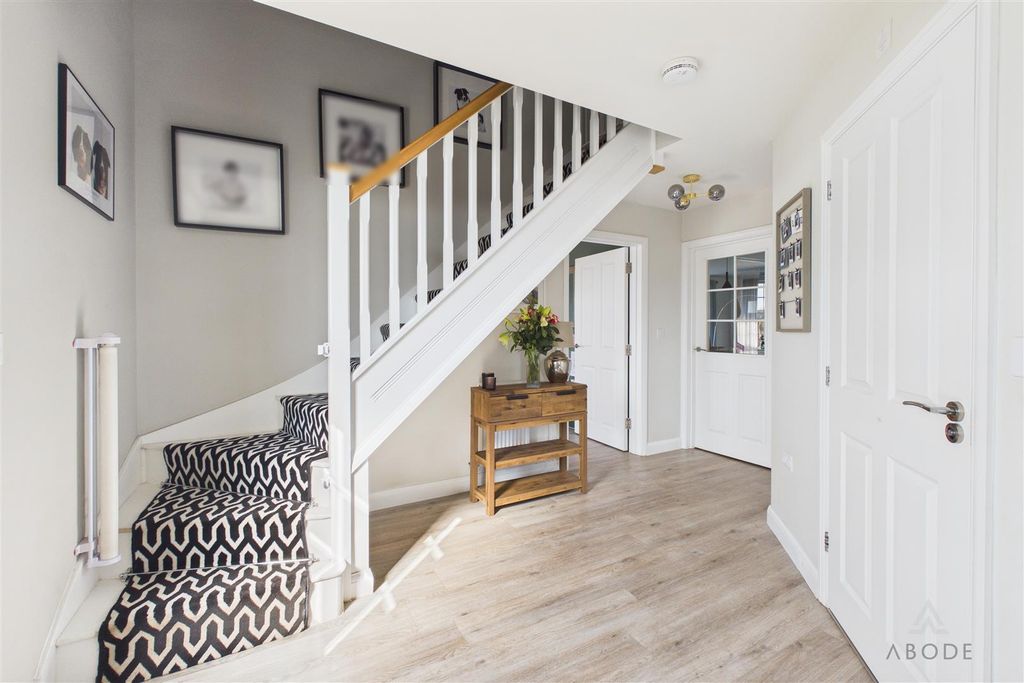 Additional image 2 of 5 bed detached house to rentGalloway Road, Drakelow, Burton-On-Trent DE15