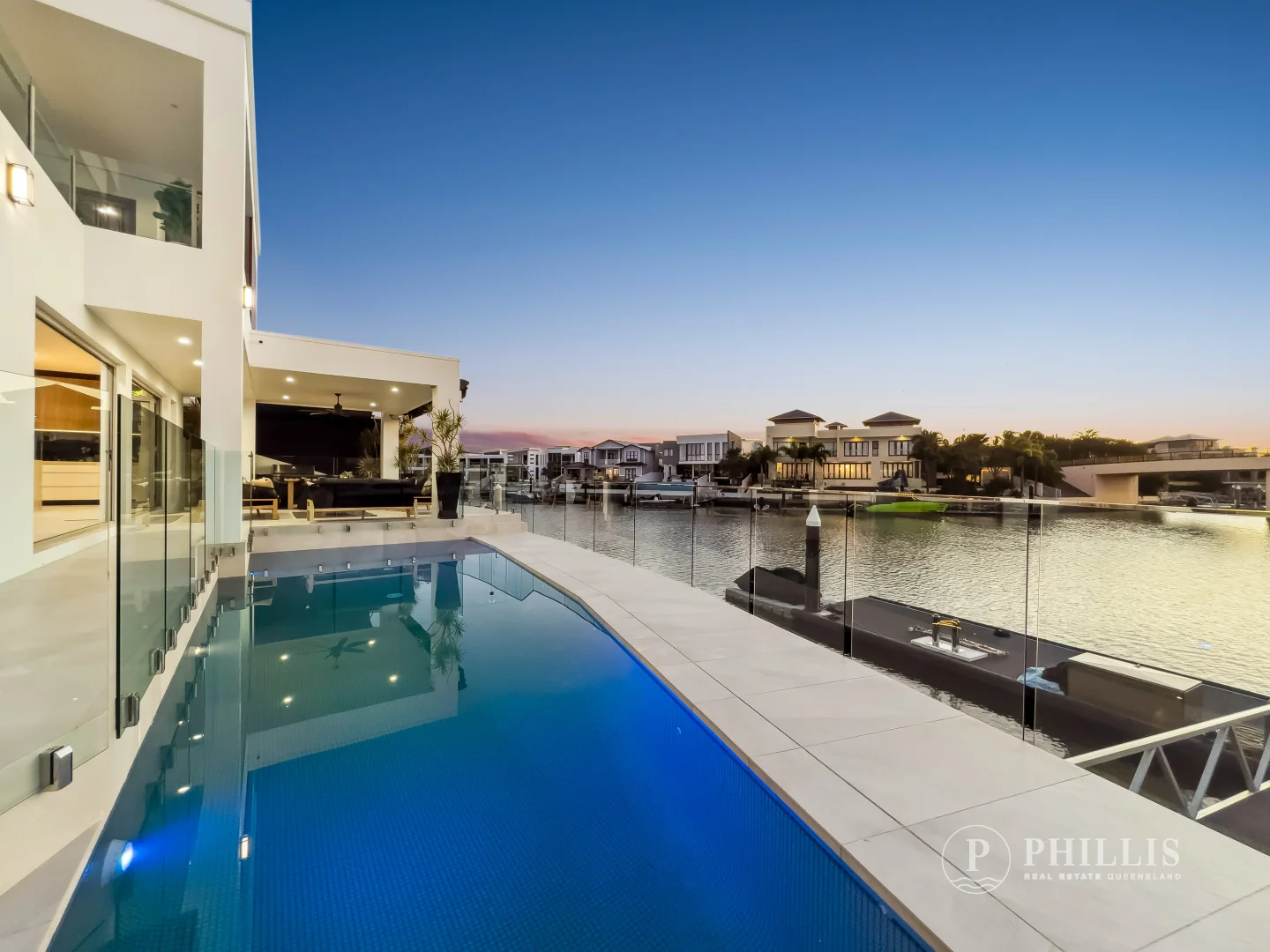 Additional image 10 of 86 Royal Albert Crescent, Sovereign Islands QLD 4216