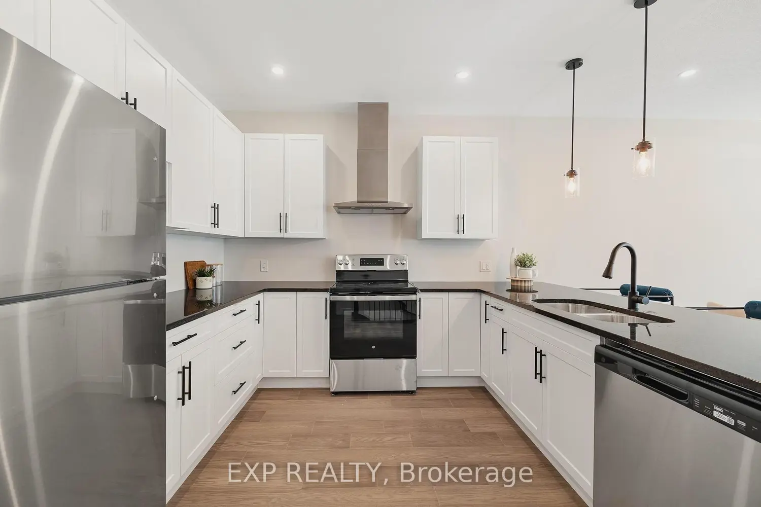 Additional image 5 of 12 Washington Street 103