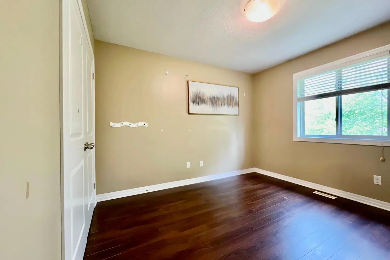 Additional image 12 of 112 North Centre Road 45