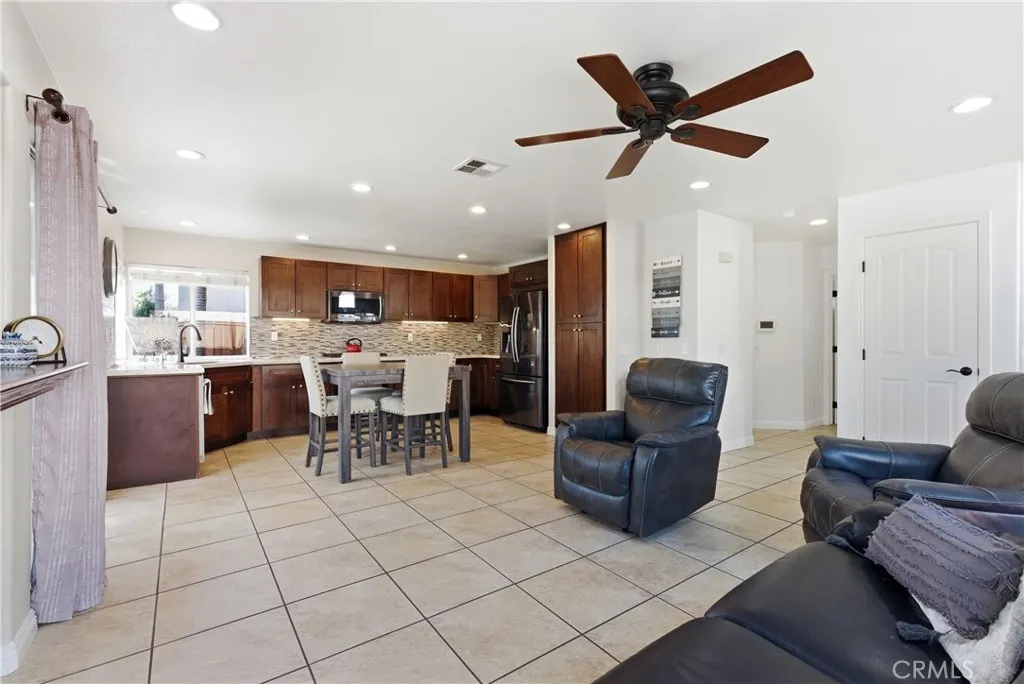 Additional image 11 of 2145 Cloverleaf Circle, Corona, CA 92878