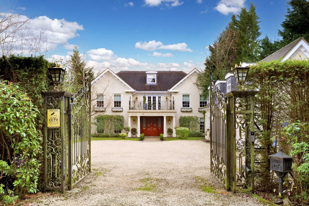Additional image 28 of 8 bed detached house to rentDukes Kiln Drive, Gerrards Cross, Buckinghamshire SL9
