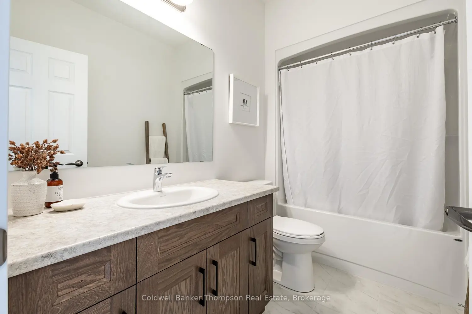 Additional image 13 of 32 Charles Morley Boulevard