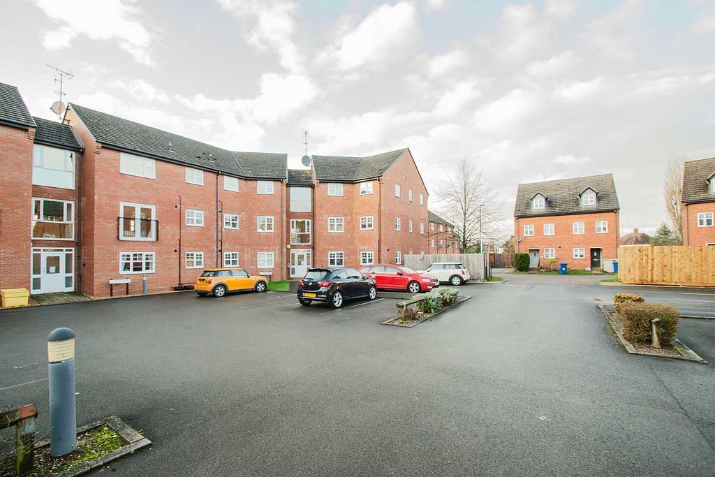 Additional image 15 of 2 bed flat to rentSt Marys House, Victory Close, Lichfield WS14