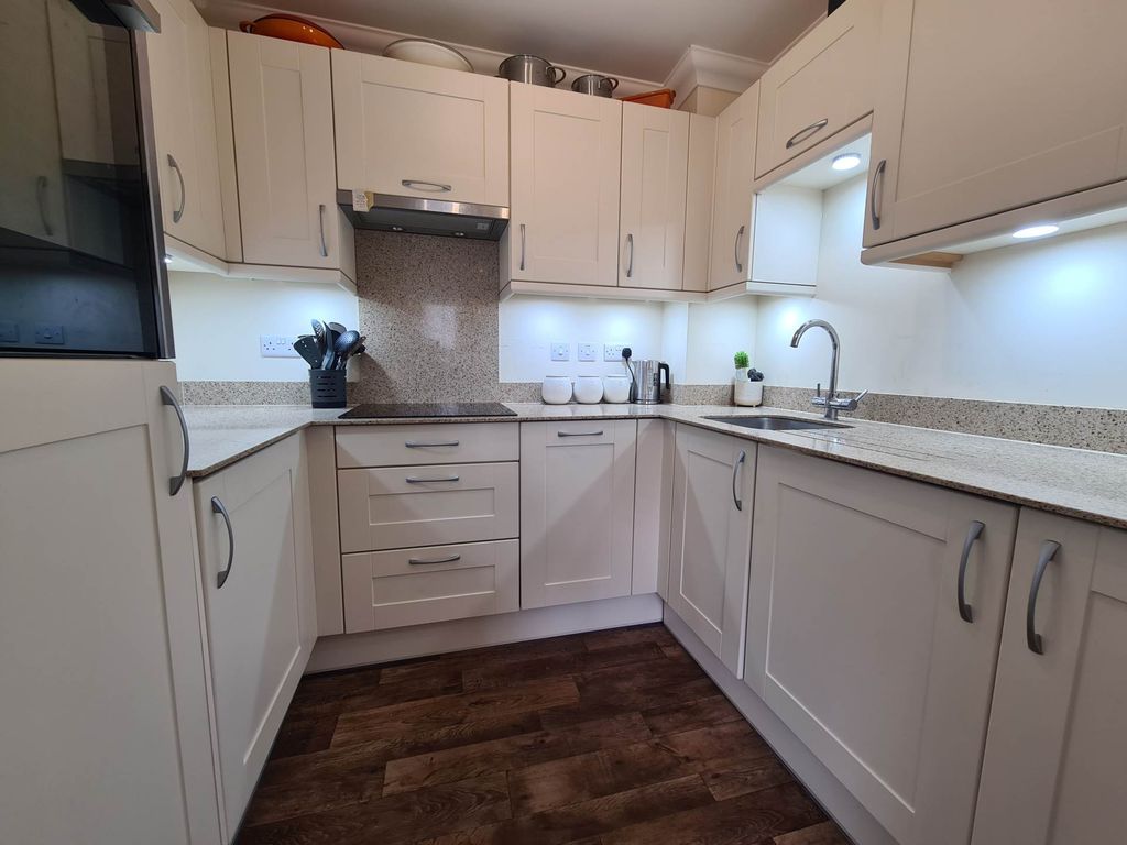 Additional image 4 of 1 bed flat to rentFleur De Lis, Marlborough SN8