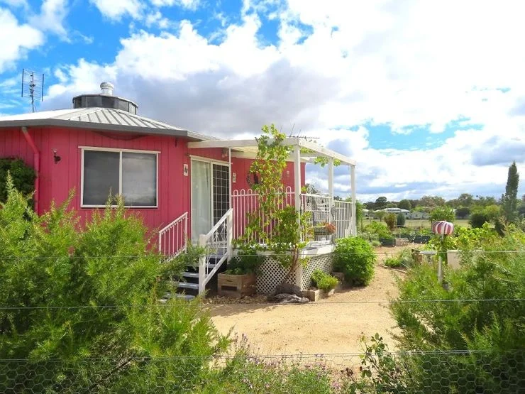 Additional image 2 of 46 Tenterfield Street, Wallangarra QLD 4383