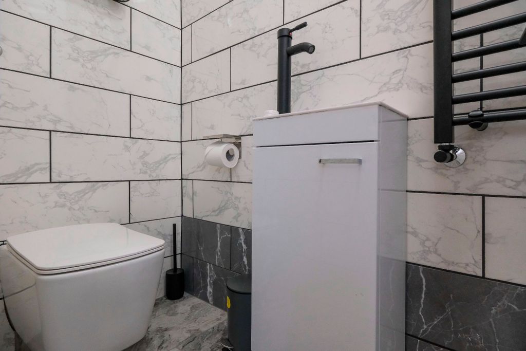 Additional image 22 of 5 bed semi-detached house to rentDouglas Road, Horfield, Bristol BS7