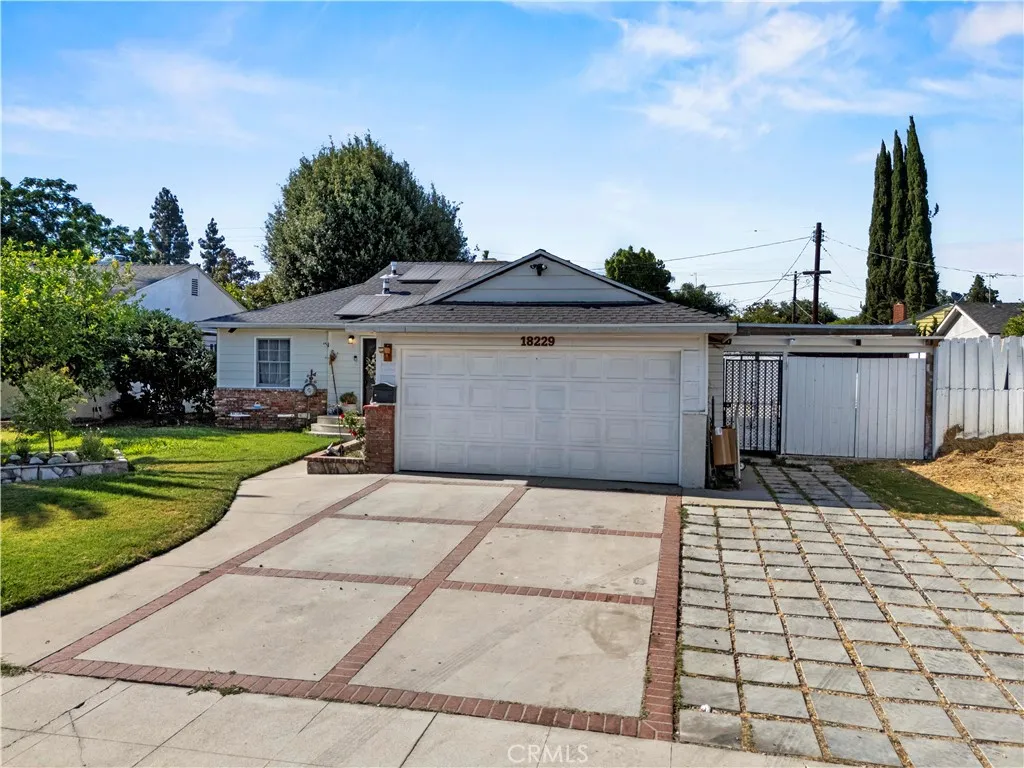 Additional image 4 of 18229 Strathern Street, Reseda, CA 91335