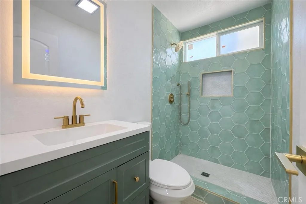 Additional image 11 of 627 Center Lane, Santa Paula, CA 93060