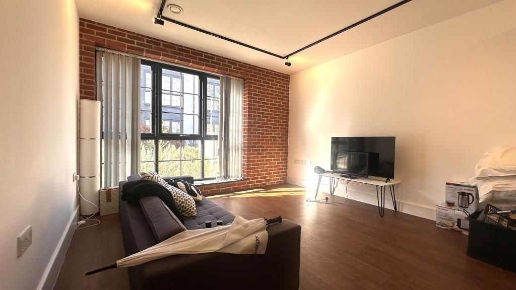 Additional image 2 of 1 bed flat to rentNewbury, Berkshire RG14
