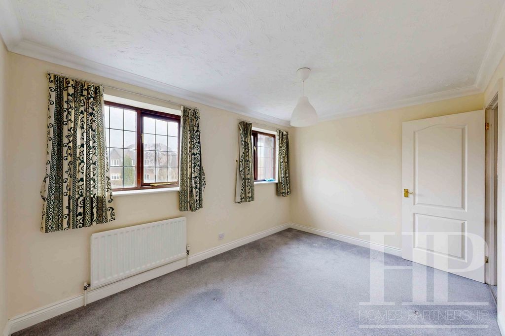 Additional image 10 of 4 bed detached house to rentHatchlands, Horsham RH12