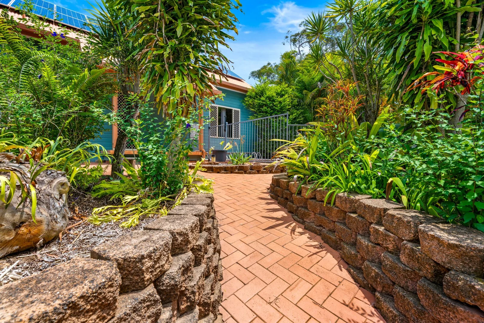 40 Deenya Parade, Russell Island QLD 4184