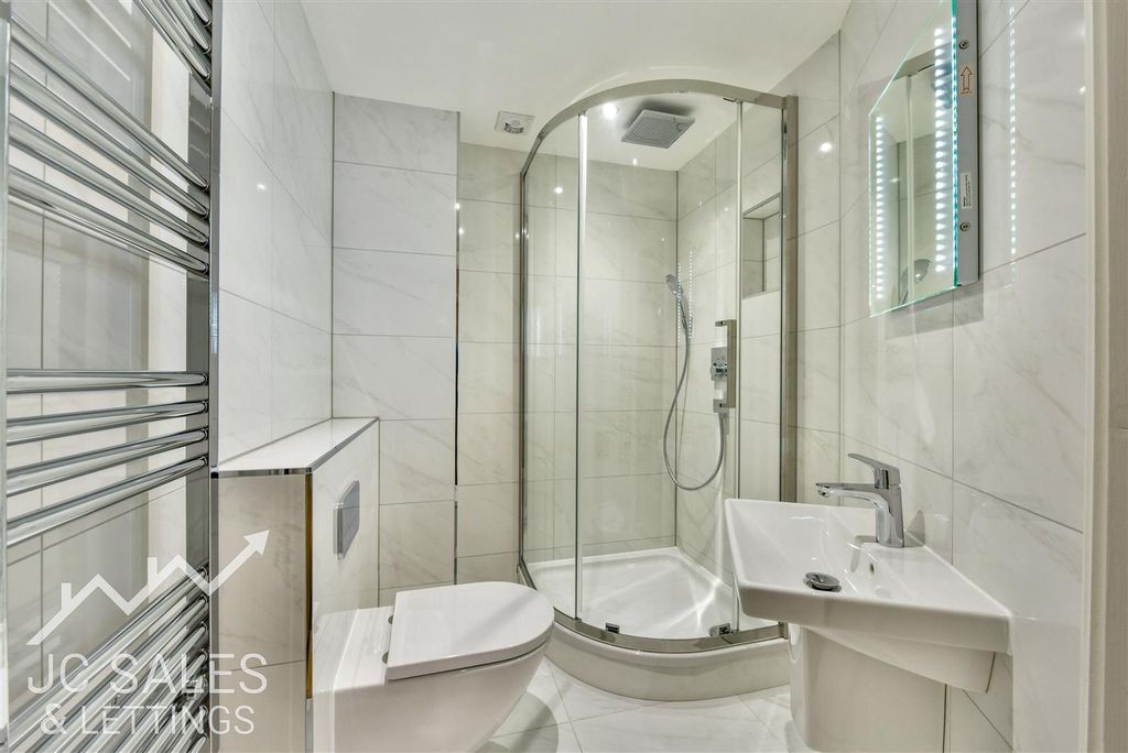 Additional image 11 of 2 bed flat to rentRiber Road, Riber, Matlock DE4