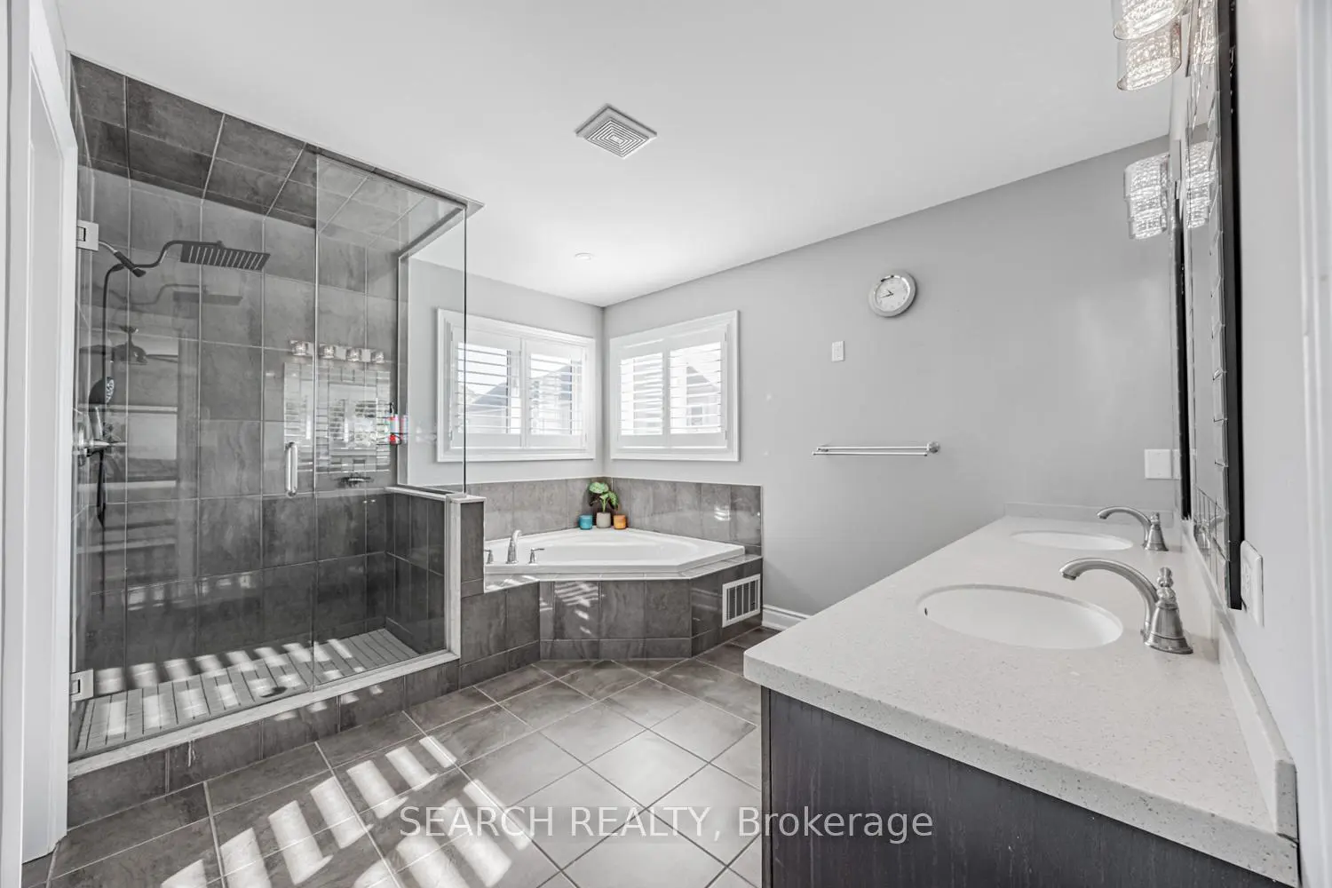 Additional image 10 of 11 Elmer Adams Drive