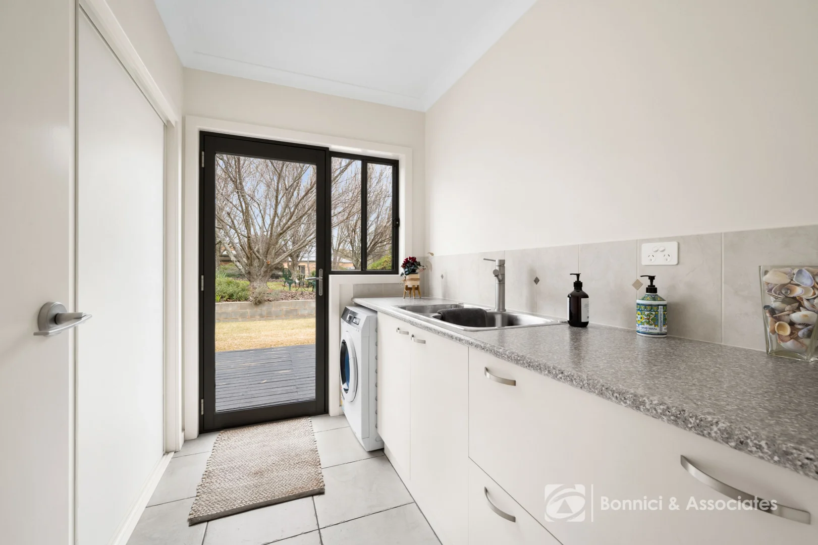 Additional image 21 of 24 Tomlinson Road, Beechworth VIC 3747