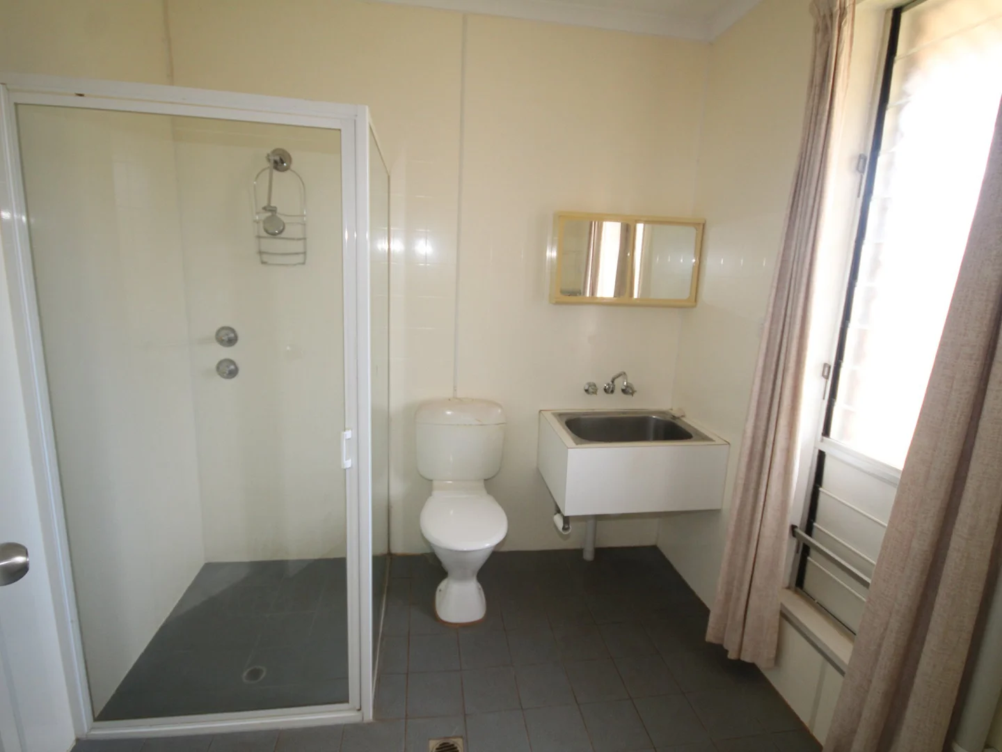 Additional image 9 of 5,8,9/64 Acacia Drive, Katherine NT 0850