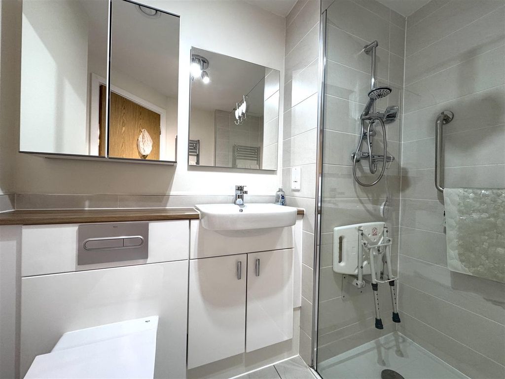 Additional image 7 of 2 bed flat to rentBeckett Grange, Berneslai Close, Barnsley S70